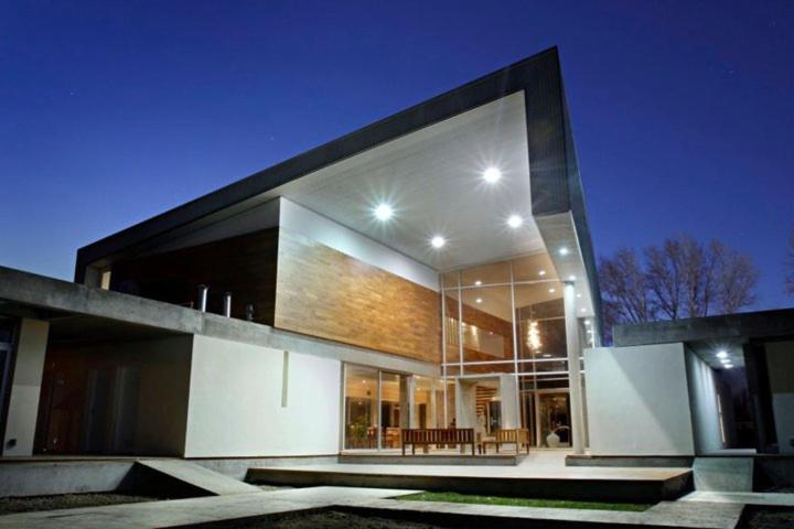 Herradura Hotel Suites Neuquén Екстериор снимка