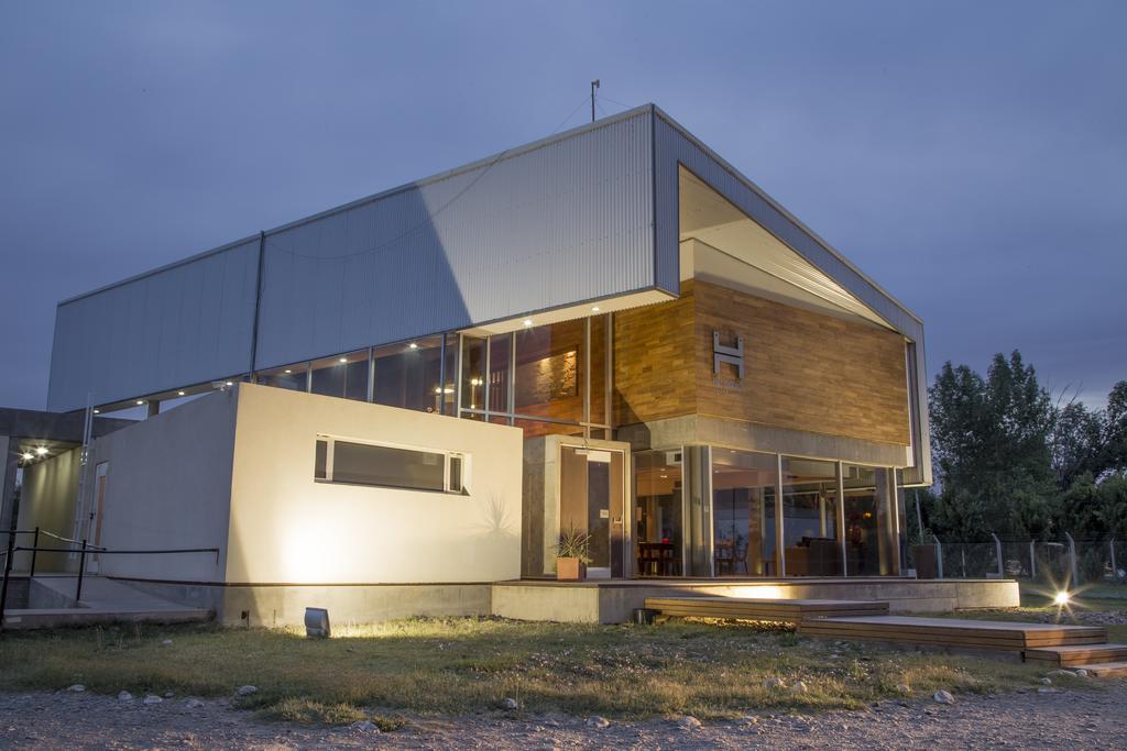 Herradura Hotel Suites Neuquén Екстериор снимка